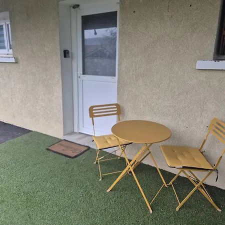 Apartament Studio1 Calme Independant, Proche Lyon,beaujolais *